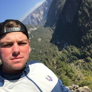 Meet your Posher, Jona